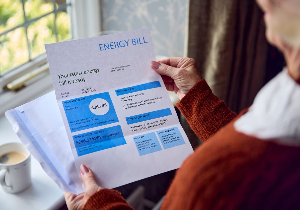 ridurre i consumi di luce e gas